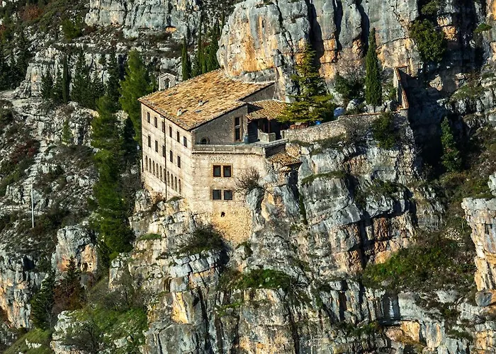 Corfinium Дом отдыха